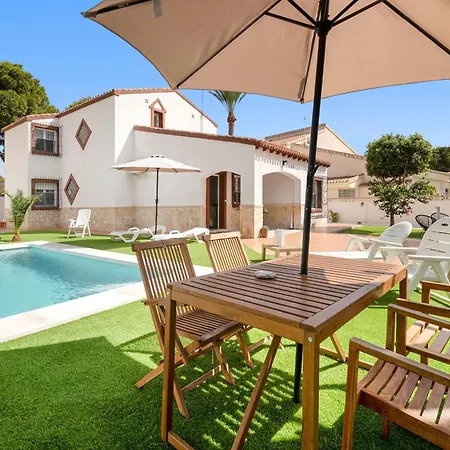 Villa Punta Prima Orihuela Costa
